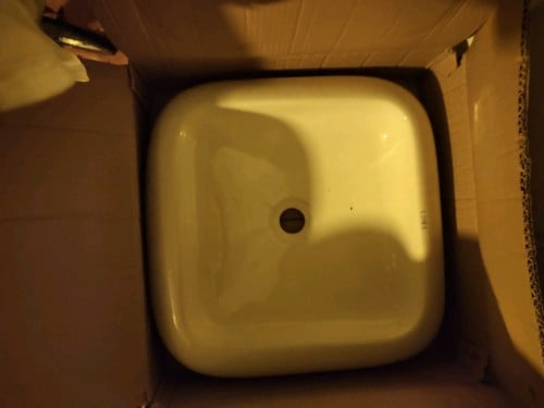 ឡាបូថ្មថ្មីម៉ាក Loma