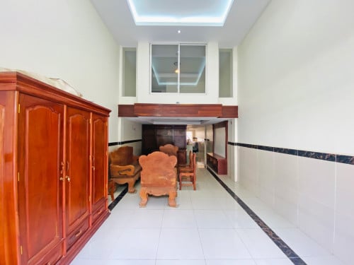 🏘 ផ្ទះល្វែង ក្នុងបុរី ហាយលែន 371 ត្រូវការលក់បន្ទាន់ខ្លាំង