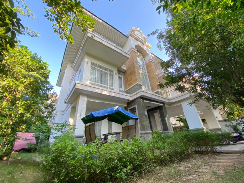 វិឡាជួល នៅ ប៉េងហួត បឹងស្នោ| Villa for rent at Peng Houth Beoung Snou
