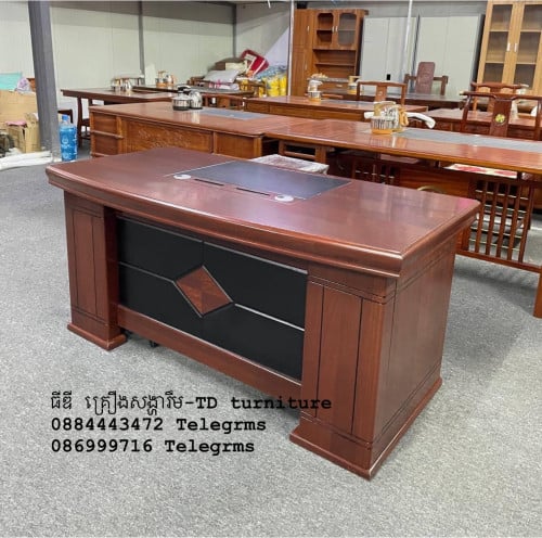 តុប្រធាន. 160. 180 cm