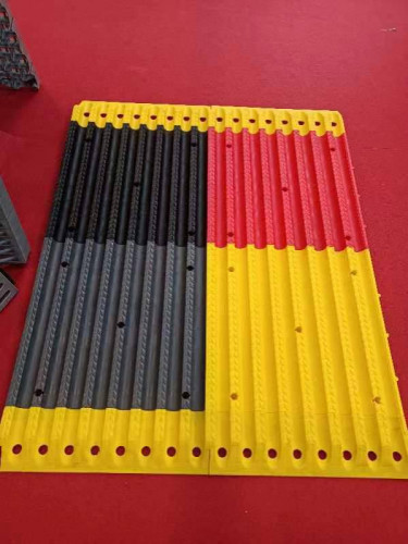ការ៉ូជ័រដាក់ការ៉ាស់ឡាន - CG3A Flooring Pre-Order