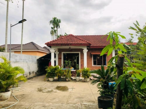 ដី និងផ្ទះសម្រាប់លក់ 845m2 នៅសង្កាត់ក្បាលកោះ ភ្នំពេញ