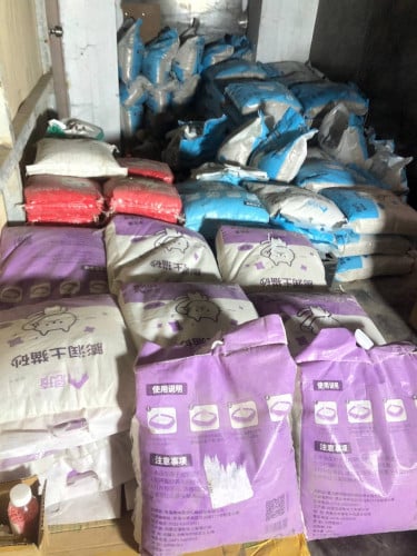 ខ្សាច់ឆ្មា 10kg=6.50$