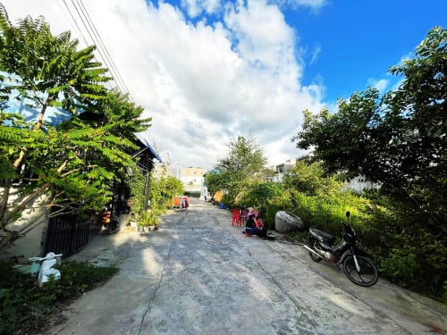 🏠ដីលក់បន្ទាន់នៅ ខណ្ឌដង្កោរ, Land Available for Urgent Sale at a Special Price (Negotiable).