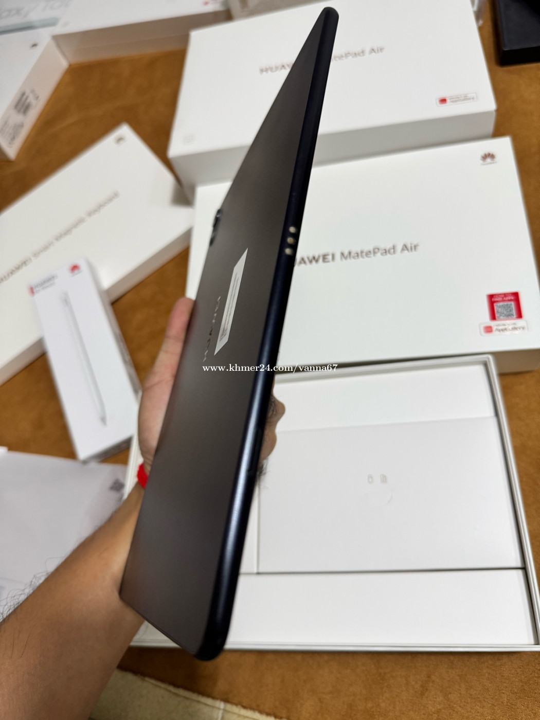 Huawei Mate pad Air 8G 256G 99% sim 399$ price $399.00 in Tuek L'ak ...