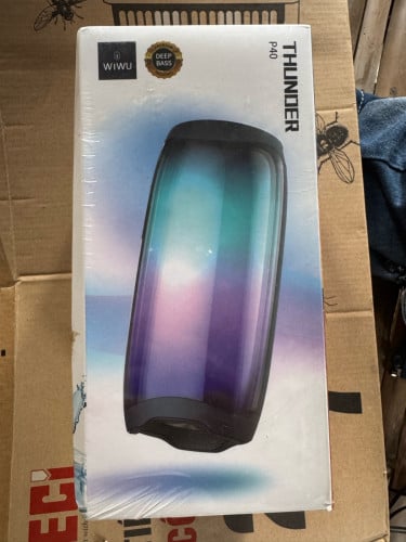 លក់speaker ម៉ាក THUNDER ថ្ម​ ៣០០០មីលីអំពែ​ ថ្មី​កេស