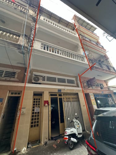 ផ្ទះលក់នៅទល់មុខ អ៊ីអន1