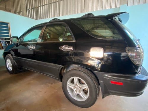 RX 300 ឆ្នាំ01 P1 លក់ដូរសារី