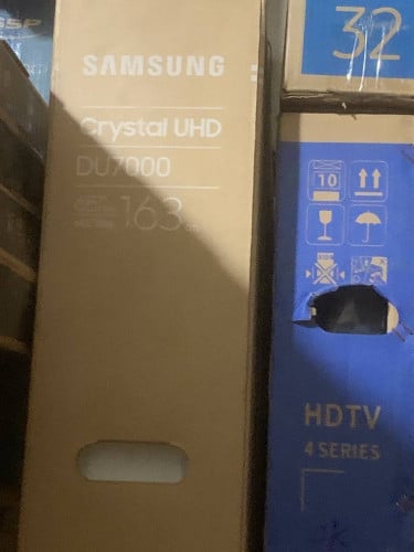 Samsung DU7000 2024 630$.1.63cm