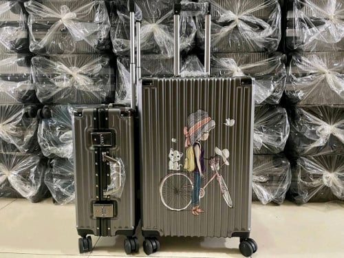 វ៉ាលីសោកឹបសាច់ល្អ