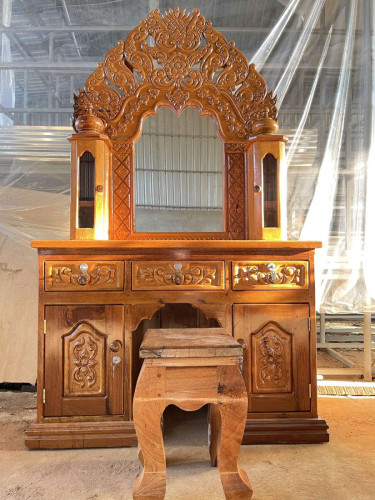 តុសំអាង ឈើកកោះ
