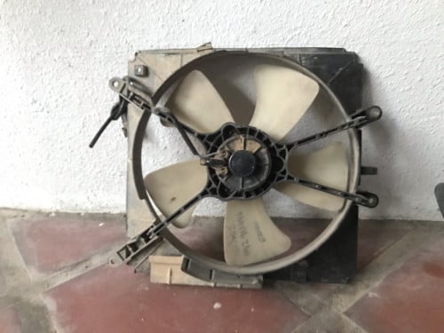 កង្ហារផ្លិតទឹកហ្សុីន កូរ៉ូឡា 93=»96