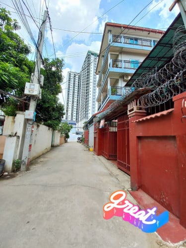 ផ្ទះលក់នៅភ្នំពេញ Selling house in Phnom Penh 在金边出售房屋 9m x 16m
