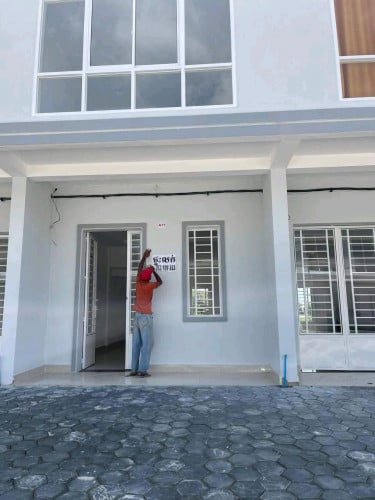 ផ្ទះលក់បន្ទាន់