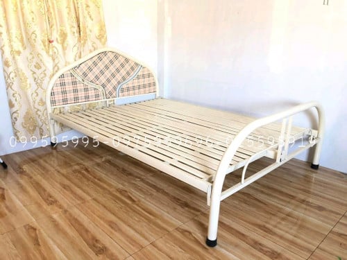 គ្រែក្បាលផ្កា 1.4m x 2.0 m