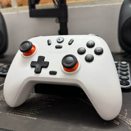 Bluetooth Controller GameSir Nova Lite for Windows PC, iPhone, Android, Switch & Steam Deck
