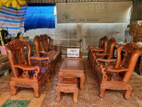 ឈើល្អពីរមុនៗ ដើមមកពីរខាងរតនគិរីសុទ្ធៗ