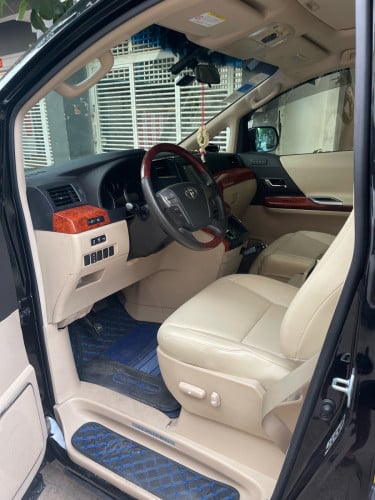 រថយន្តសំរាប់ជួល