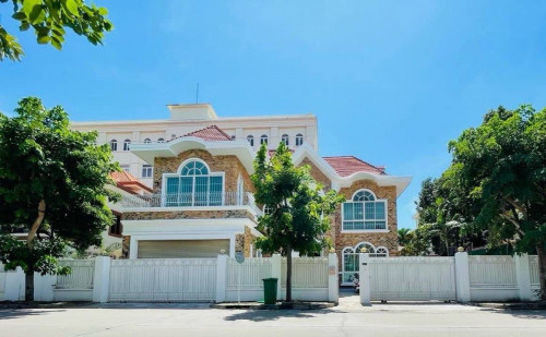 Villa for rent in Chamkamon