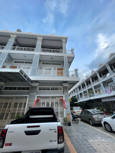 ផ្ទះលក់ បុរី វិមានភ្នំពេញ