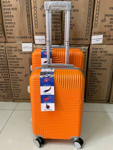 វ៉ាលី