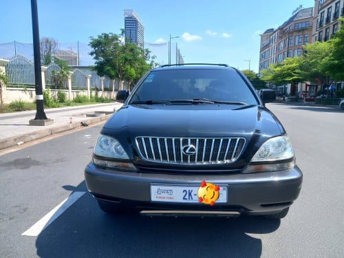 Lexus RX300 ឆ្នាំ 2000 P2