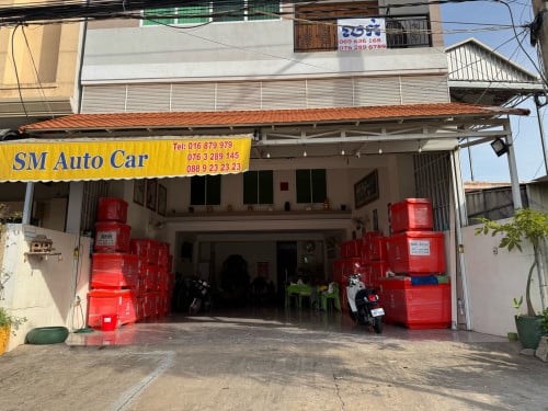 ផ្ទះអាជីវកម្ម​សម្រាប់លក់​ ផ្លូវ​ជាតិ​លេខ​១