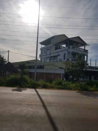 ដីសម្រាប់លក់ ក្បាល10ម៉ែត្រ*34.6ម៉ែត្រ