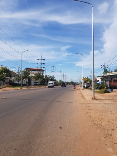 ដីសម្រាប់លក់ ក្បាល10ម៉ែត្រ*34.6ម៉ែត្រ