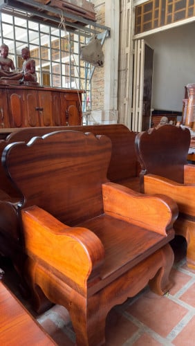 សាឡុងឈើកកោះ ខ្នាតបាត 60 ក្បាំង 70 ឈើស្ងួតកំរាស់ 5ហ៊ុន មួយឈុត