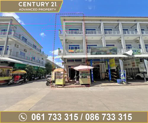 🏡ផ្ទះល្វែង (កែង) ក្នុងបុរី ហុងឡាយ ជិតផ្សារត្រពាំងថ្លឹង ត្រូវការលក់បន្ទាន់ខ្លាំង