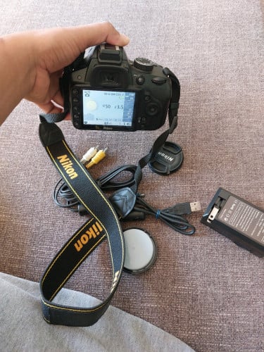 D3200