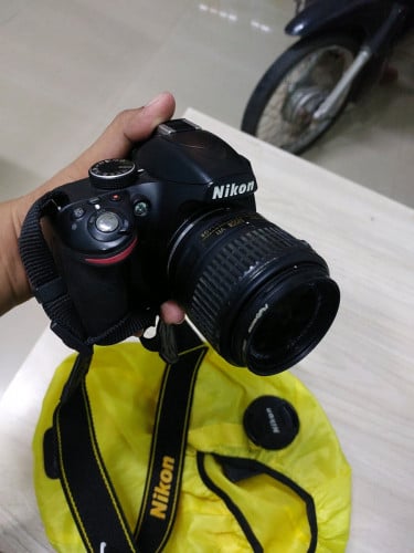 D3200