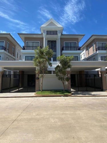 Fully Furnished 4BR Villa for Rent | $2000/month💚