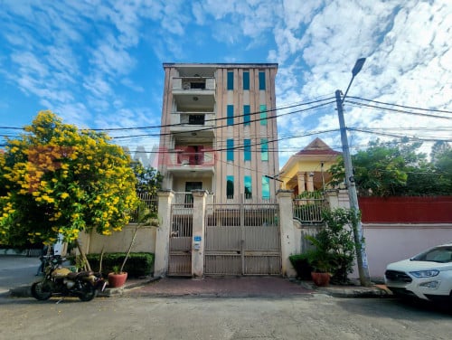 19 Bedrooms Apartment Building available for rent in Phsar Doem Thkov area.