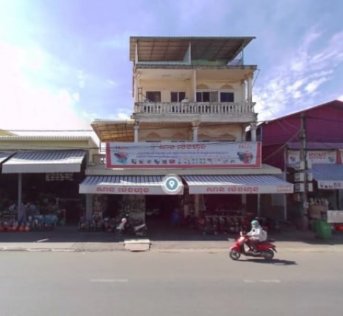 ផ្ទះ​អាជីវកម្ម លក់បន្ទាន់​ នៅលើផ្លូវ​ជាតិ​លេខ​៥​ មានចំណូល $2500/ខែ​