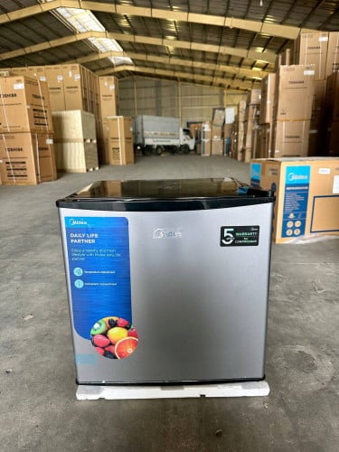 មានលក់ទូទឹកកក Midea កន្លះម៉ែត្រ តម្លៃពិសេស