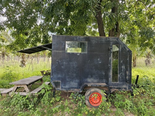 ផ្ទះដឹកតាមឡាន