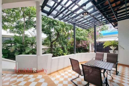 2 Bedroom Colonial Style Villa For Rent in Wat Phnom