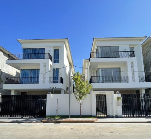 Villa for sale in Peng Hout 50M