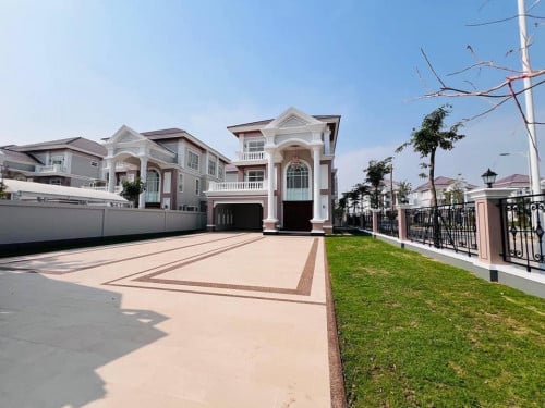 Luxury Villa for Sale in Peng Hout Beng Snao | 728㎡ | $1,500,000💚