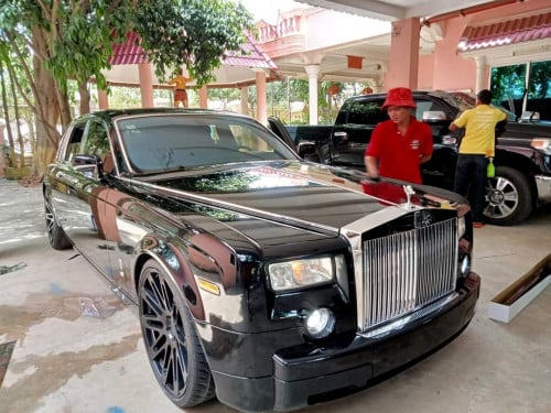 ជាងប៉ូលាដល៎ផ្ចះ
