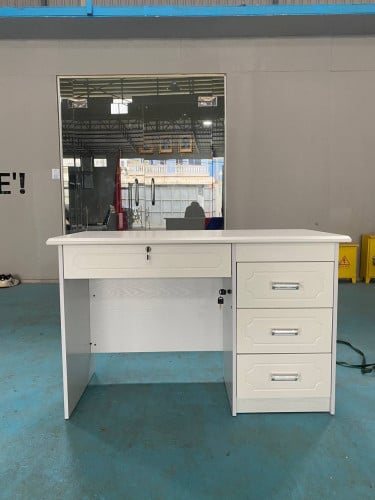 តុការិយាល័យខ្នាត 120x60