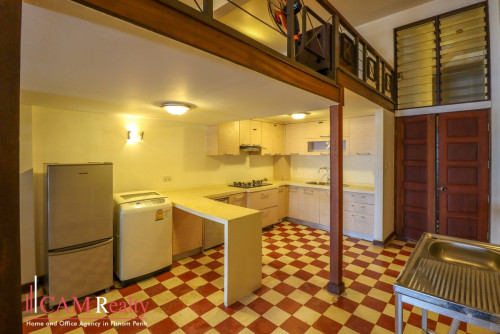 1st Floor Renovated 2-Bedroom Duplex Apartment for Rent in Daun Penh (Riverside)