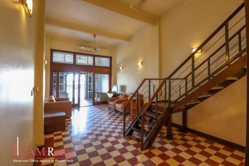 1st Floor Renovated 2-Bedroom Duplex Apartment for Rent in Daun Penh (Riverside)