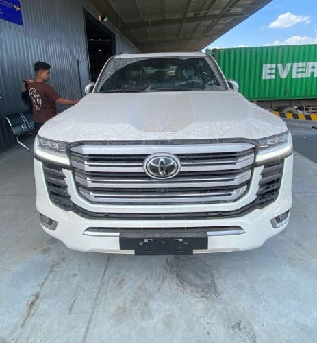 LandCruiser 2024 VX-R Twin Turbo VIP Full សាំងឡានថ្មី