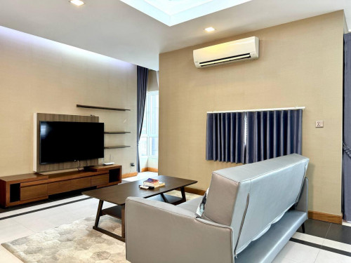 WESTERN TWO BEDROOM FOR RENT ☘️