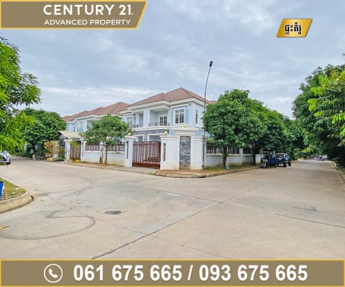 វីឡាភ្លោះ កែង(Twin) ក្នុងបុរី អង្គរភ្នំពេញ2​ ជិតផ្សារទំនើបអុីអន2 ត្រូវការលក់បន្ទាន់ខ្លាំង