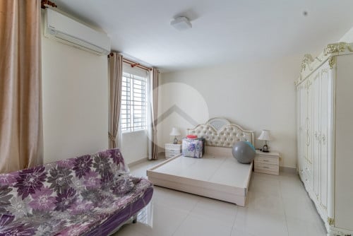 វីឡាភ្លោះ 4 បន្ទប់គេង សម្រាប់លក់ នៅ The Star Platinum Rosato, បុរី ប៉េង ហួត រាជធានីភ្នំពេញ🌿