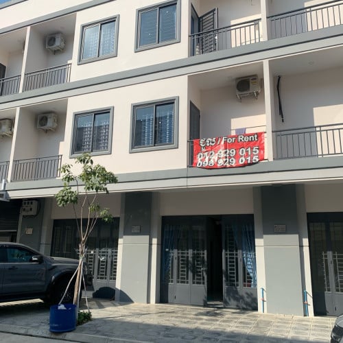 ផ្ទះជួល ទីតាំងបុរីLHL នៅជិតបុរីអូគីដេប៉ូចិនតុង មាន4បន្ទប់គេង 5បន្ទប់ទឹក